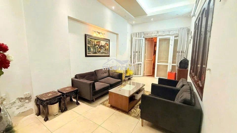 Cho thuê nhà phân lô ô tô tránh ở gần phố võ thị sáu dt 55m x 4t - 4