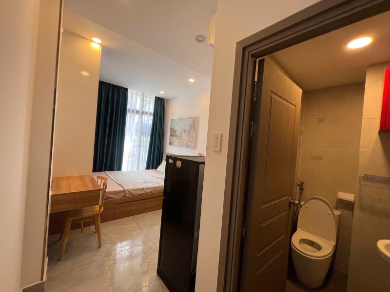 Cho thuê căn hộ studio quận 1 - phòng full nội thất - ban công thoáng gần đh ueh viện isp - công viên lê văn tám - Ảnh 3
