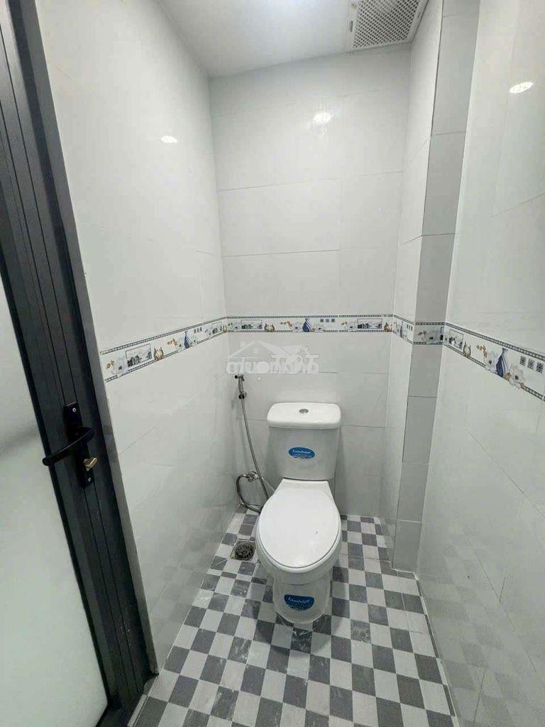 Cho thuê nhà nguyên căn hẻm đoàn văn bơ, gần cầu camelt - 4