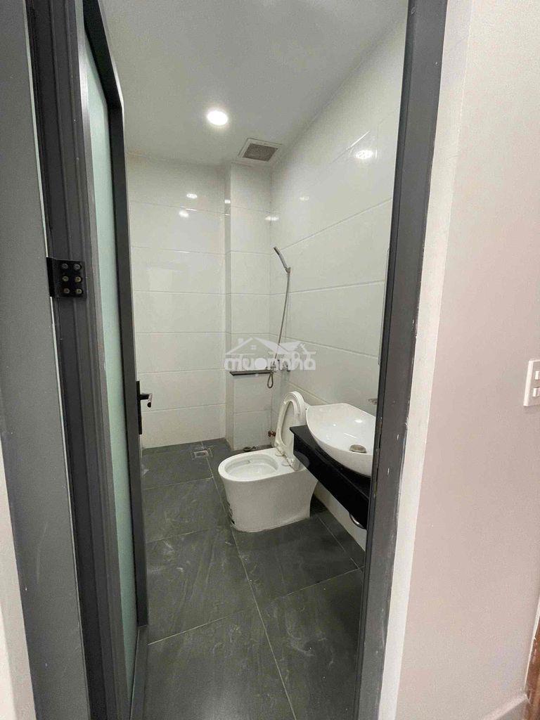 Nhà đẹp khu liền kề nguyễn văn yến.tân phú.4 x 17 3lầu 5pn 5wc - Ảnh 4