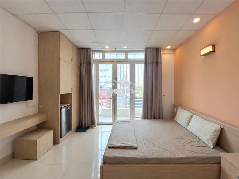 1pn tách bếp ban công -cống quỳnh trung tâm q1 - free xe - nt cao cấp
