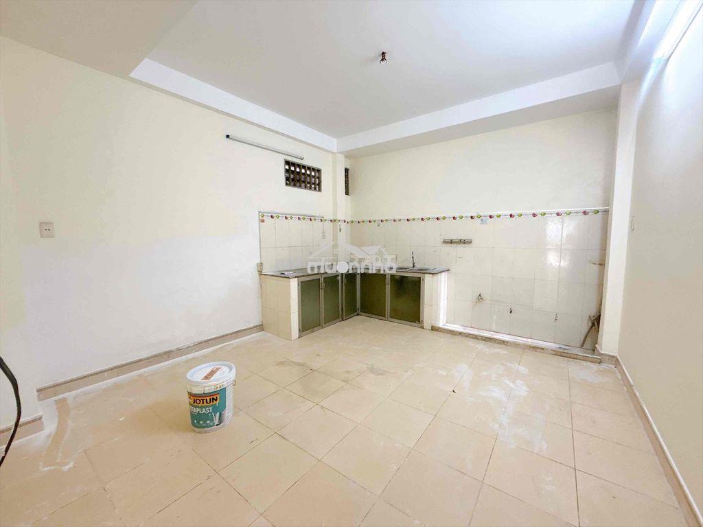 Nhà nguyên căn khu gò dầu 4x15m đúc 3 lầu 4pn 5wc mới giá rẻ - Ảnh 3