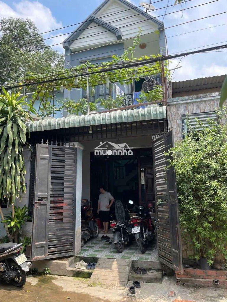 Bán nhà lầu shr dĩ an giá ngộp tắt thở 