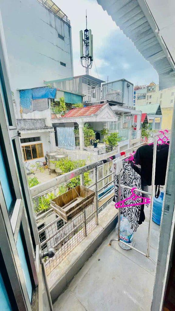 Cho thuê phòng q3.rộng rãi thoải mái.cửa sổ ban công nội thất 3tr3 - Ảnh 2
