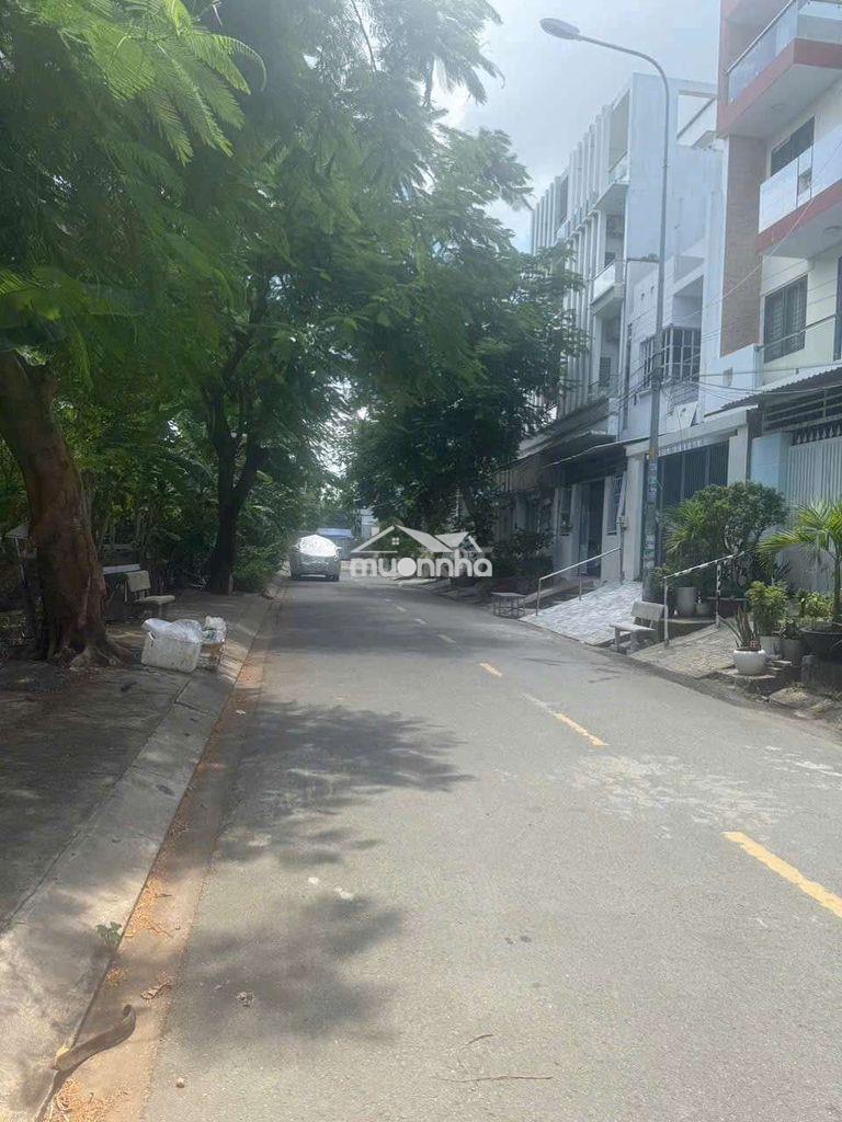 Cho thuê nhà 3 lầu khu dân cư gia hòa xã phong phú ql50