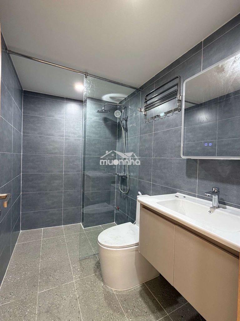 Nhỉnh 8🧄 nhà 2 tầng mới ở ngay sát mặt tiền tránh xe hơi kcx tân thuận - 4