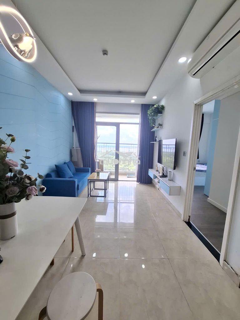 Cho thuê luxgarden quận 7- căn 2pn tầng cao có sân vườn chung - Ảnh 2