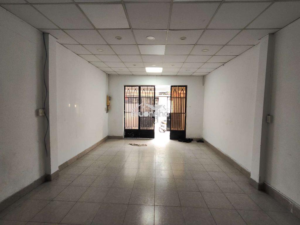 🔥Nhà rộng ngay giáo xứ thanh đa- đường tầm vu, chỉ 11tr- làm kho, vp - 2