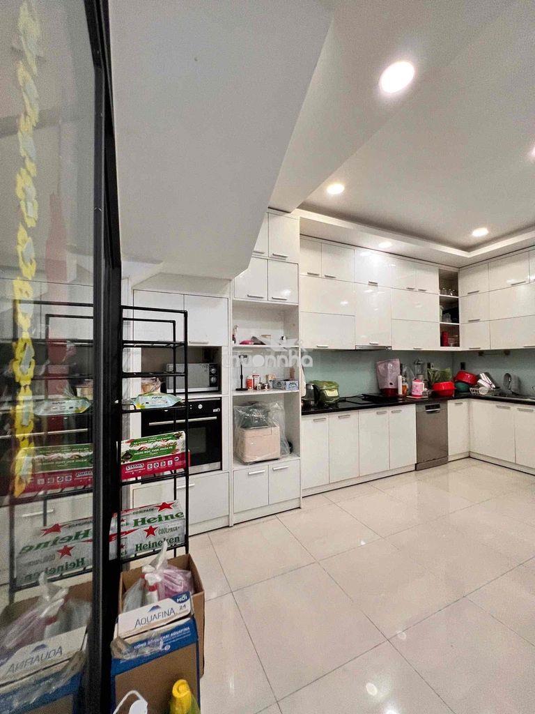 Nhà đẹp 4 tầng hẻm 8m đường tân sơn nhì. (dt: 4x18m) - 3