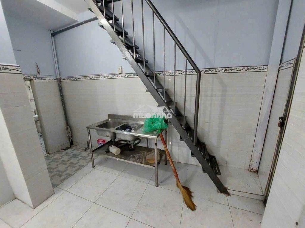 Cho thue nhà hẻm xe máy, cao thắng, q.10 - 3