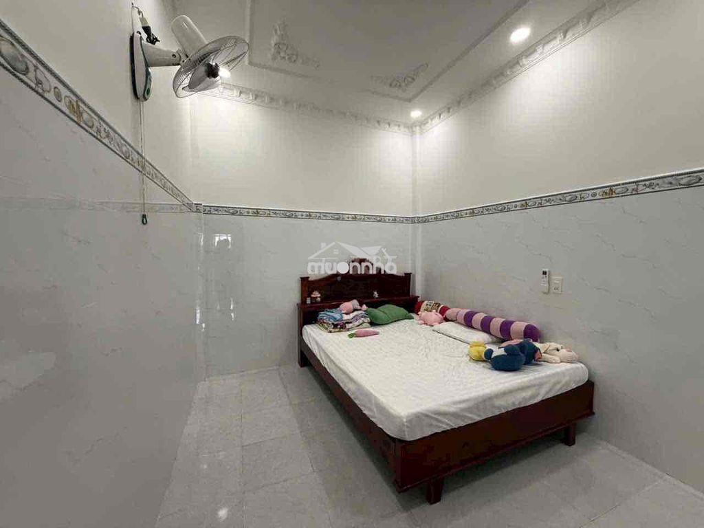 9 trieu cho thuê nhà nguyên căn hẻm xh phạm hữu lầu - Ảnh 3