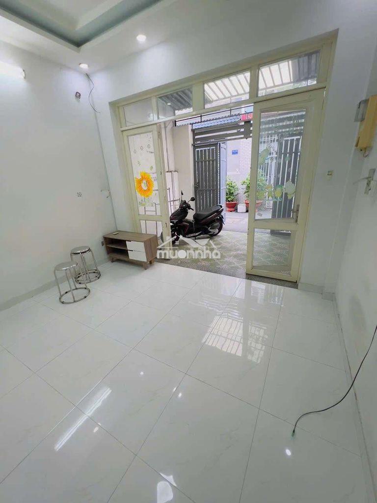 Cho thuê nhà 4x15 lê văn thọ p11 gò vấp hẻm xe hơi 2 phòng ngủ giá 8tr - Ảnh 3