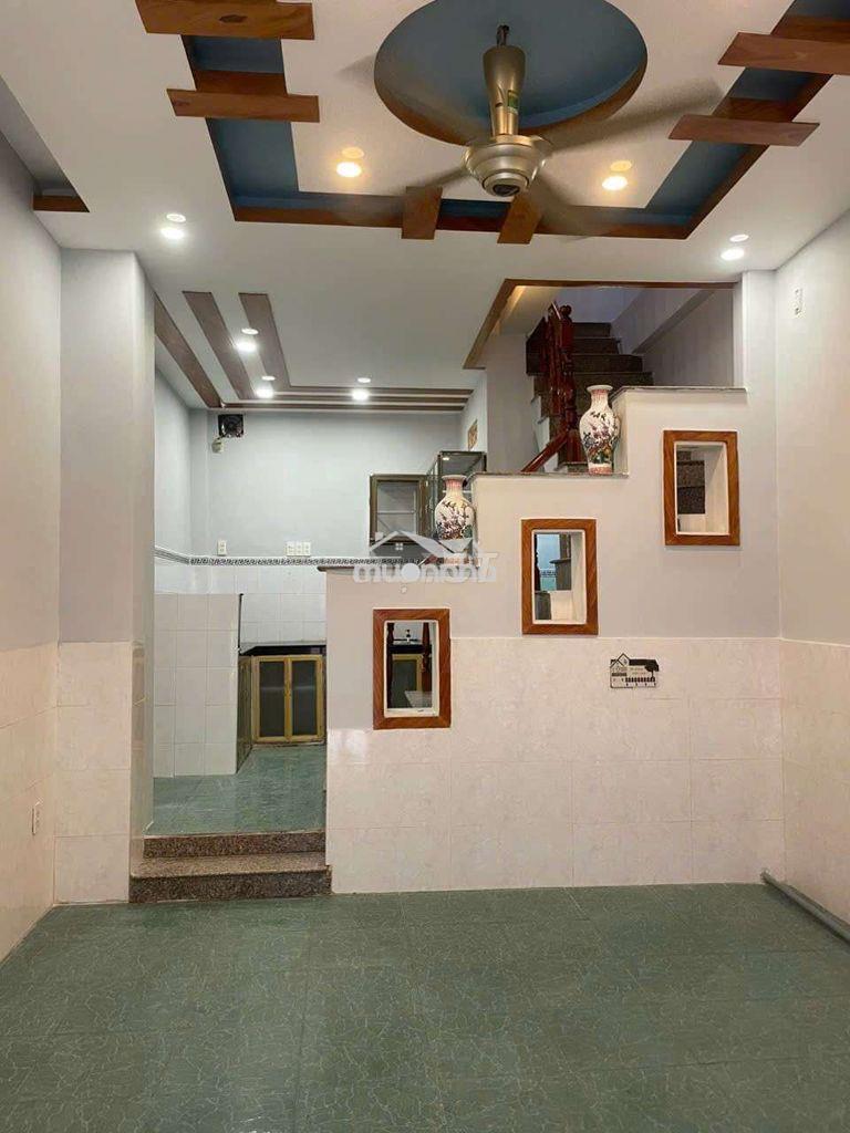 Nhà bùi quang là dt 3.8x9m 1 lầu 2pn 2wc