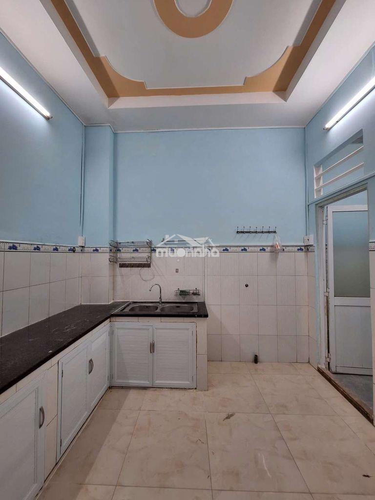 🏠🏠 Cho thuê nhà hẻm đường nguyễn văn cừ, q5
💢 diện tích : 5m ❌ - 4