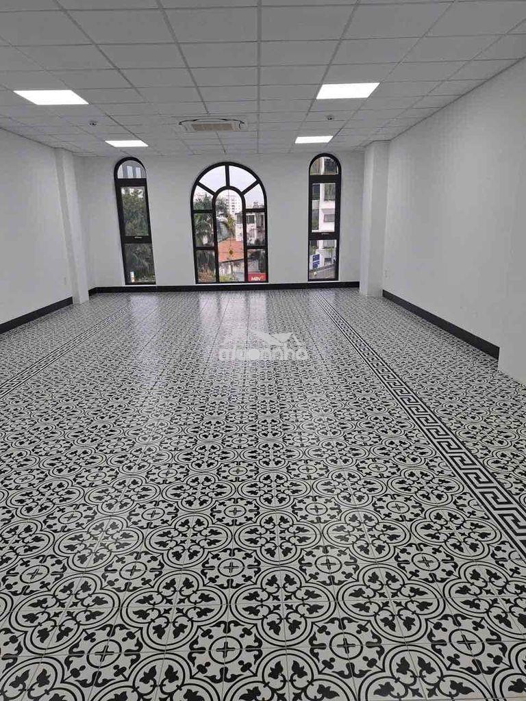 Building chưa bóc seal mặt tiền trần não, có hầm+ thang máy, giá tốt - Ảnh 3