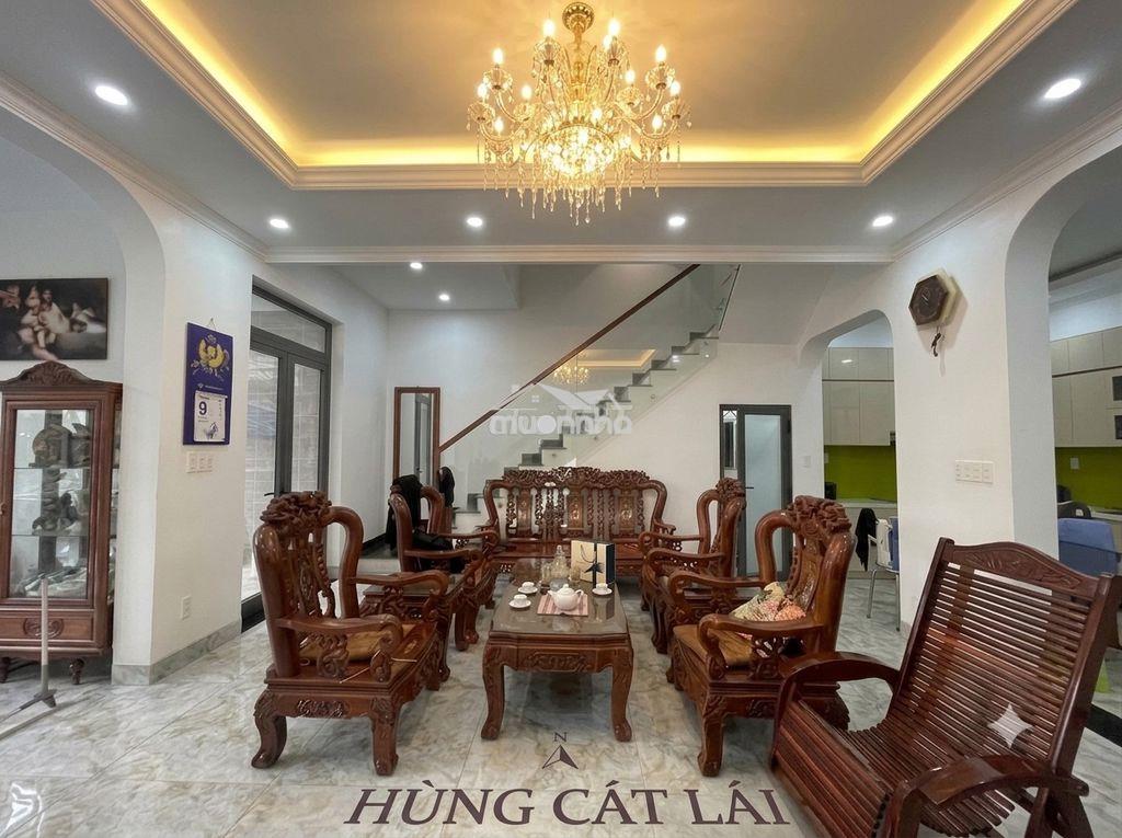 Nhà phố 1 trệt 3.5 lầu cát lái - dt 119m2 - - 6 pn - 7 wc - 13.5 tỷ. - Ảnh 3
