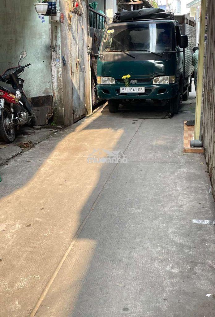 Nhà 3 tầng ngay ngã tư lạc long quân âu cơ - 2