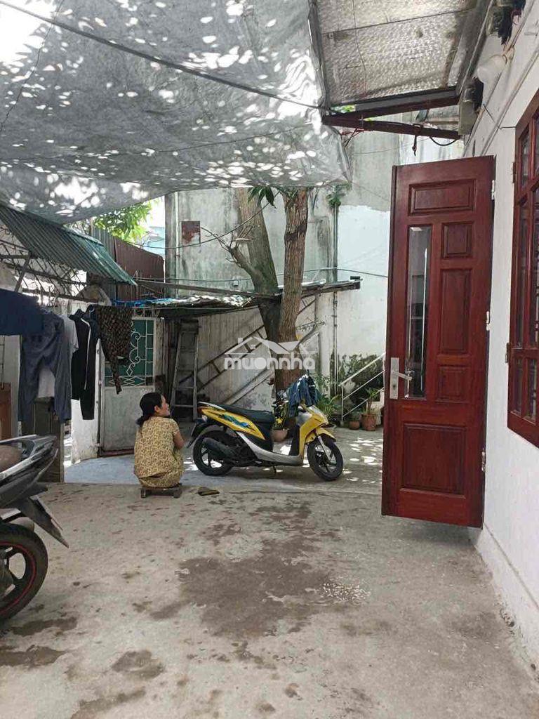 Cho thuê nhà việt hưng - 130m - 3pn - sân vườn - 3