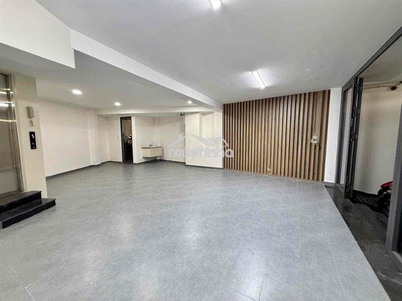 Chdv 5 tầng có thang máy - hẻm 8m quận 10 sát mt - hoàn công đủ 82m2