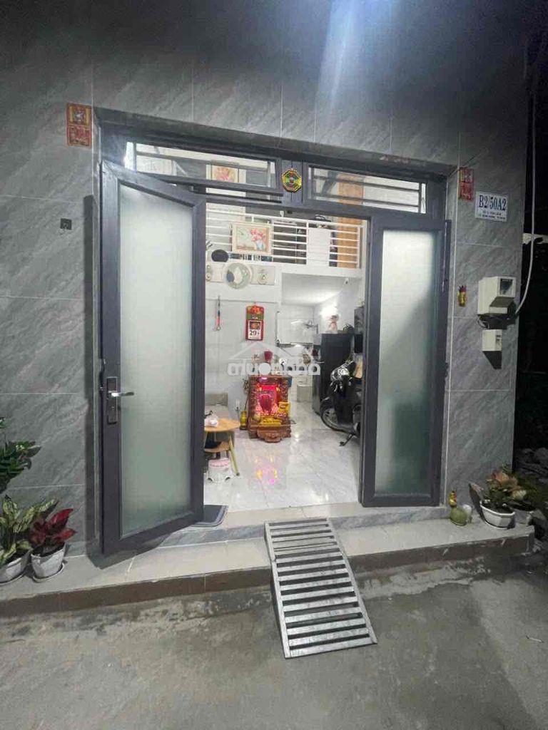 Ngan 4 m dai 8 m  tổng 32 m  đỗ lưng chợ phu lạc vào hẻm - 3