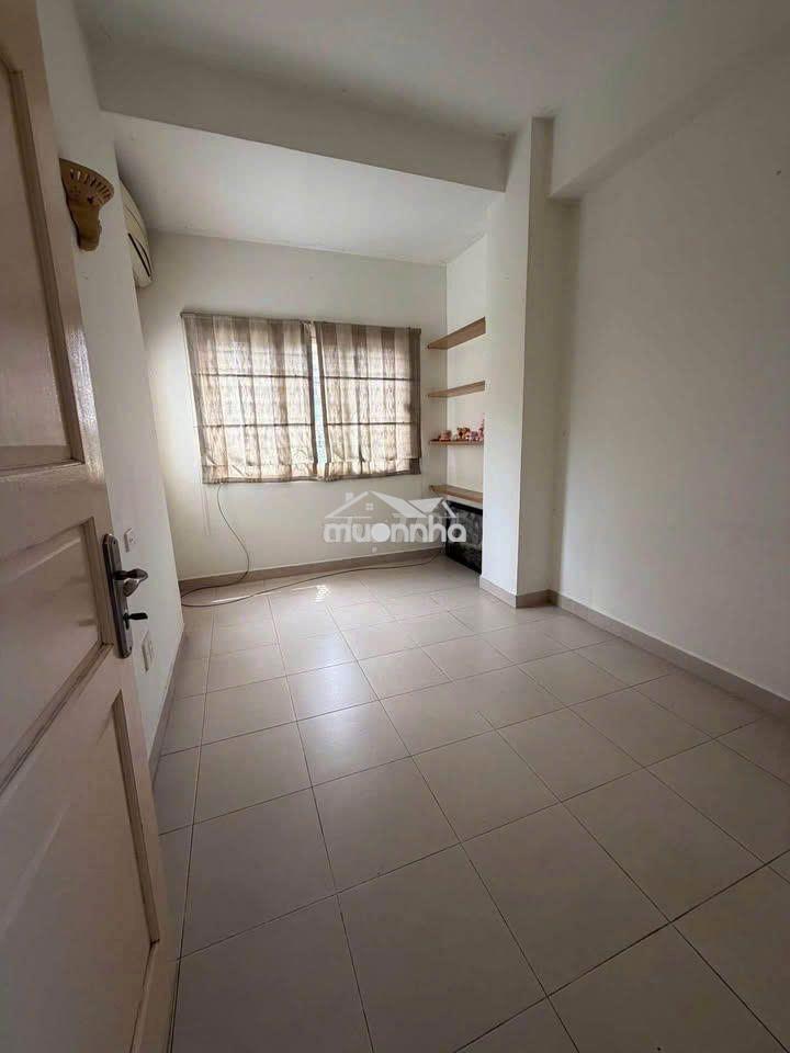 Chung cư võ thị sáu quận 3, ko nội thất thang bộ 1pn giá thuê 10 tr/th - Ảnh 4