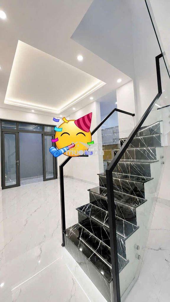 Bán nhà đẹp mới xây 2 tầng 4,9 tỷ quận 4 - Ảnh 4