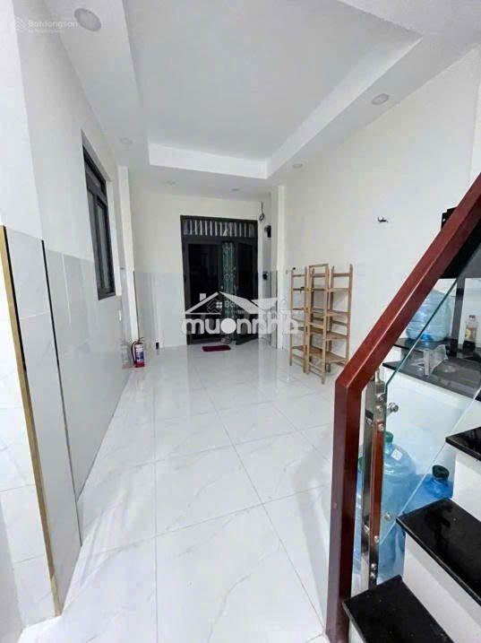 Cho thue nhà mới xây hxh trần quang diệu q3,2pn,ml, giá 10tr - 2