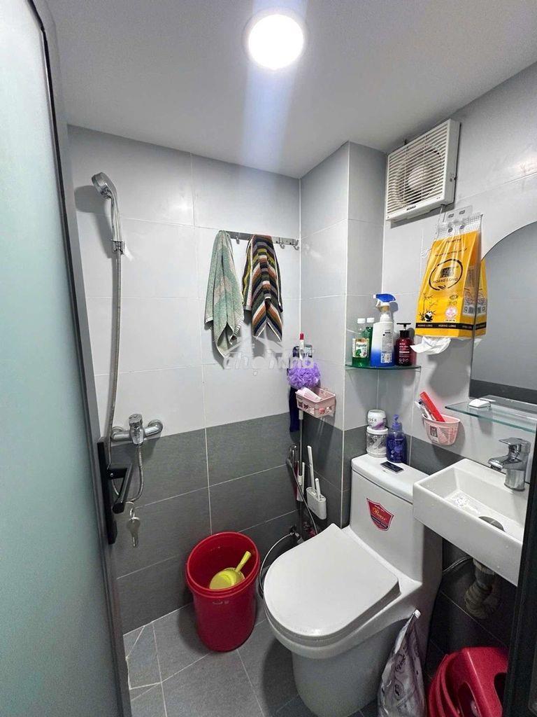 Bạch đằng-3 tầng- 2 pn,3,wc - kiên cố-mới đẹp-sát rạch xuyên tâm - Ảnh 3