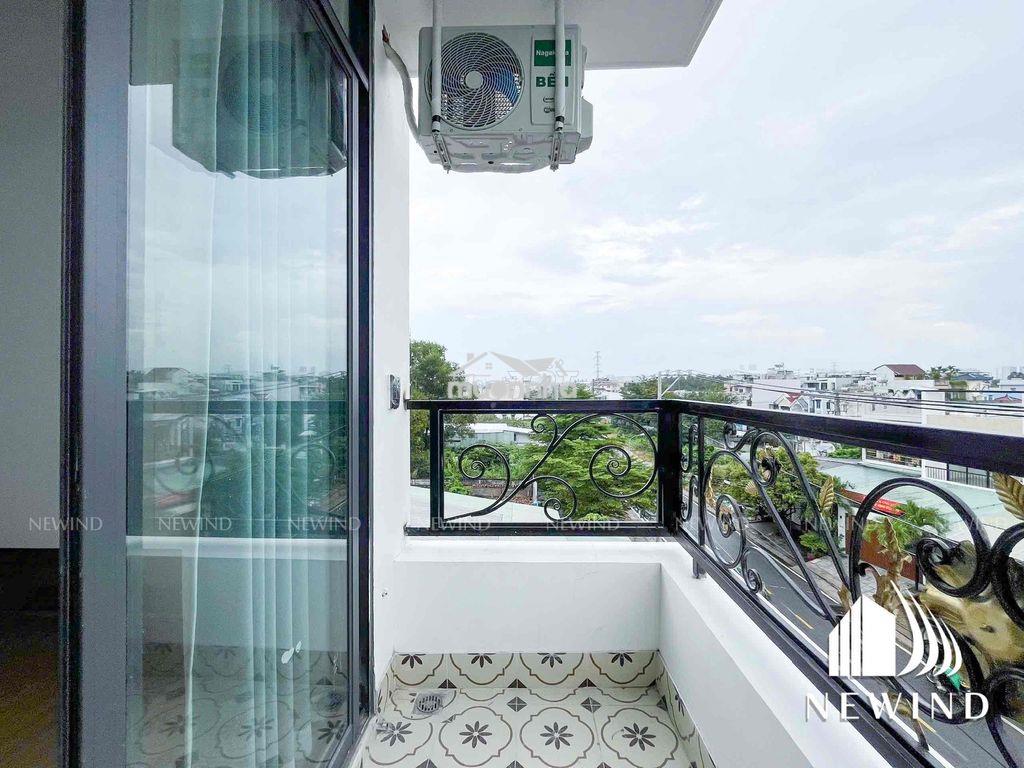 Studio bancon - cửa sổ mới xây giá hssv, gần đh rmit, tđtu,... - Ảnh 2