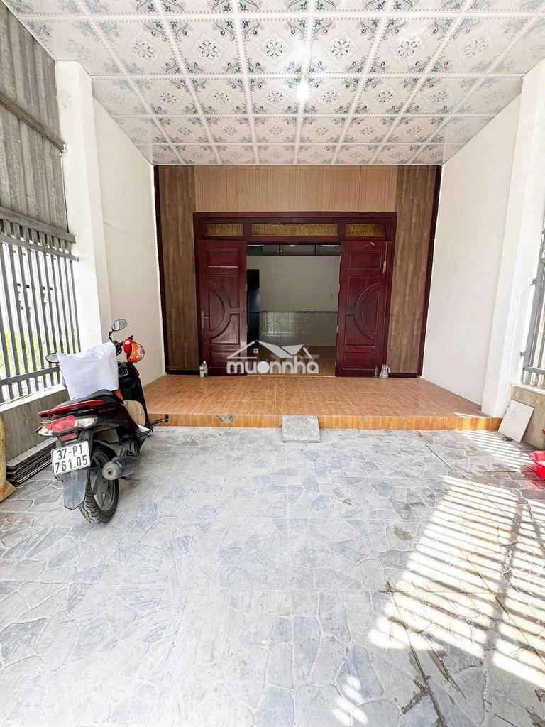 Hạ 400tr chốt gấp nhà tt hành chính tỉnh bình dương cũ, vị trí đẹp 