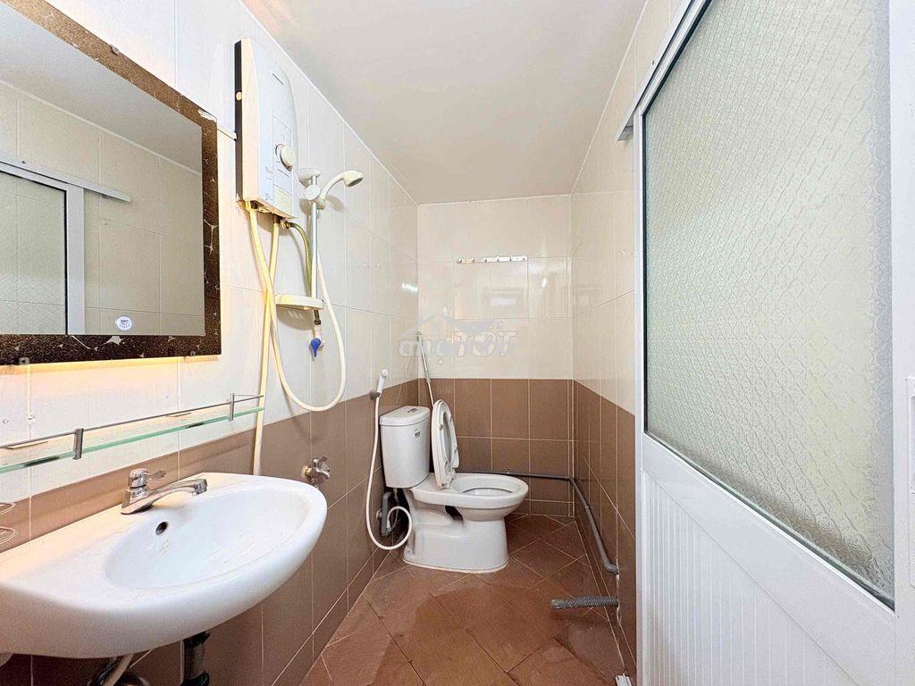 Đh mở - gác cao 30m2 - tiện di chuyển quận 5 - Ảnh 3