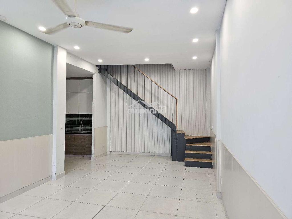 Cho thuê nhà mtkd 2 tầng tại tân bình- vân côi, 100m2 - 4