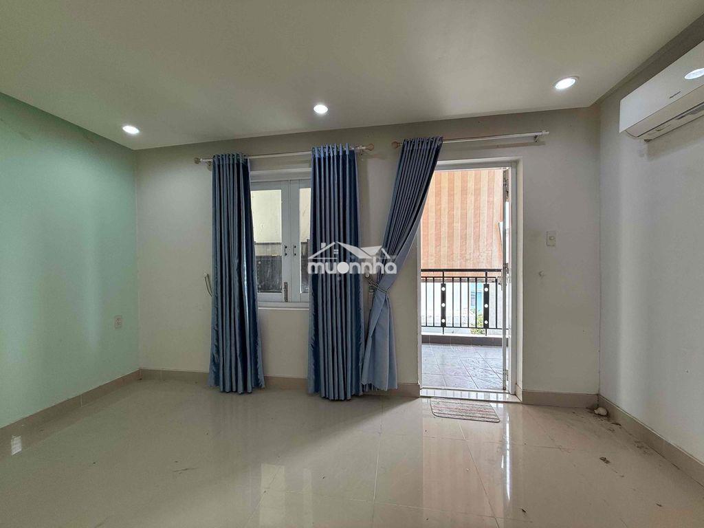 👉Y hình - 1pn ban công full nội thất- trống sẵn ở liền - gần parc mall - 3