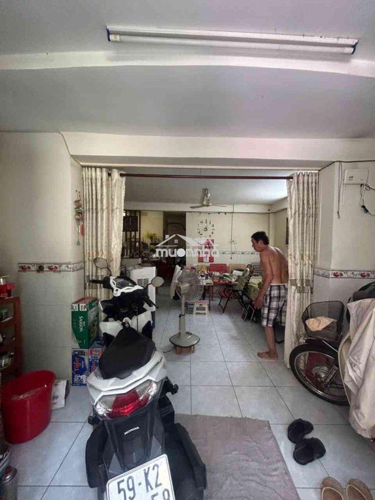 🔥 Nhà 2 tầng  đường  chợ lớn – hẻm xe hơi – dòng tiền 8tr/tháng 🔥
