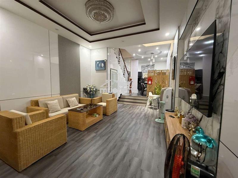 Cho thuê nhà 3 tầng mặt tiền ỷ lan nguyên phi, hoà cường, đà nẵng