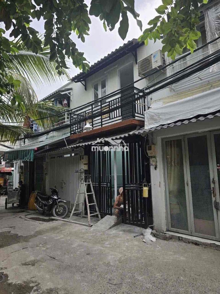 Mình chính chủ cần bán căn nhà hẻm 994 huỳnh tấn phát