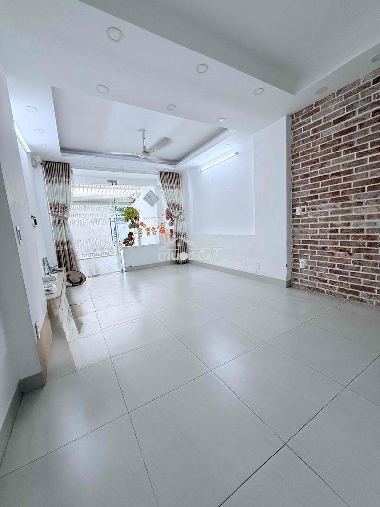 Nhà 3 tầng,hẻm xe hơi,80m2 ,kế bên đh văn lang. - Ảnh 2