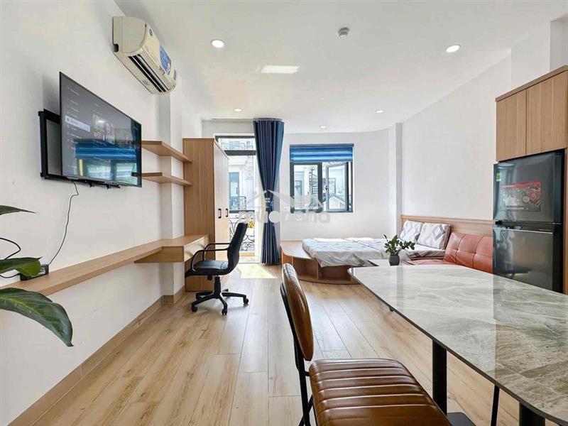 Phòng 37m2_ studio, ban công, đầy đủ nội thất_ 170 phan đăng lưu