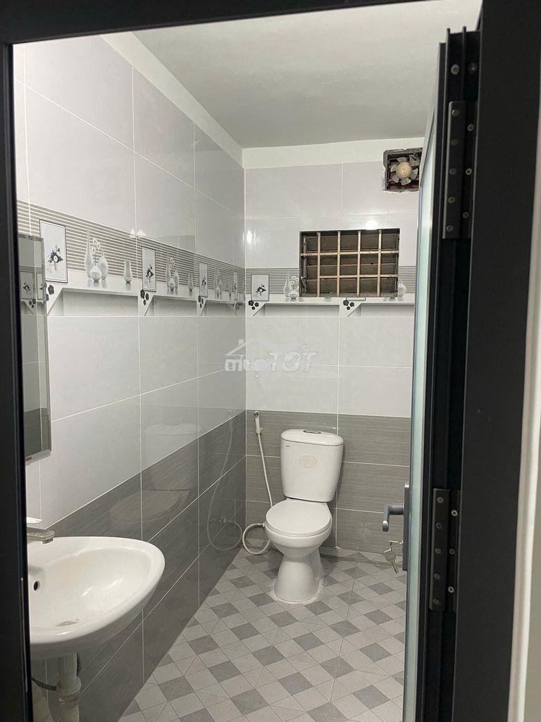 Cho thuê nhà t+l, mt kd, 4.5 x 13m, giá 20tr