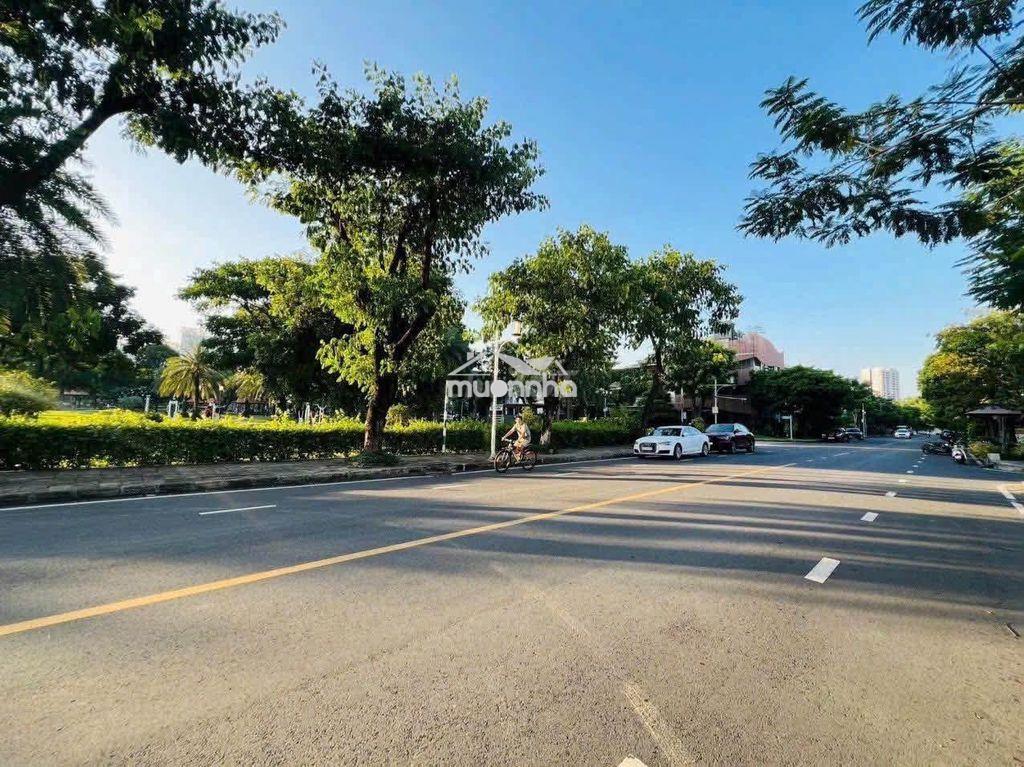 🏡 Cho thuê biệt thự góc 2 mặt tiền đường nguyễn thị thập, quận 7 - 3