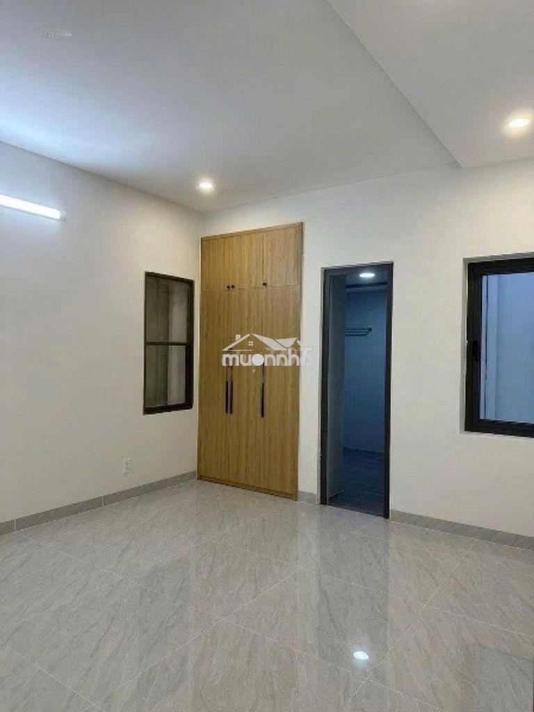 Cho thuê nhà nguyên căn lam sơn - ngang 8 mét, hầm để xe. giá chỉ 3x - 4