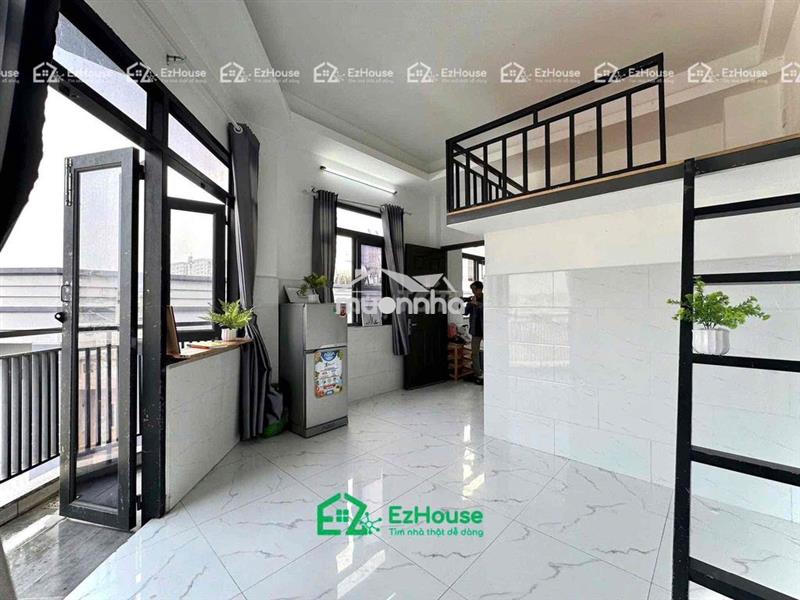 Phòng gác bancol lớn- gần aeon tân phú - ở liền được