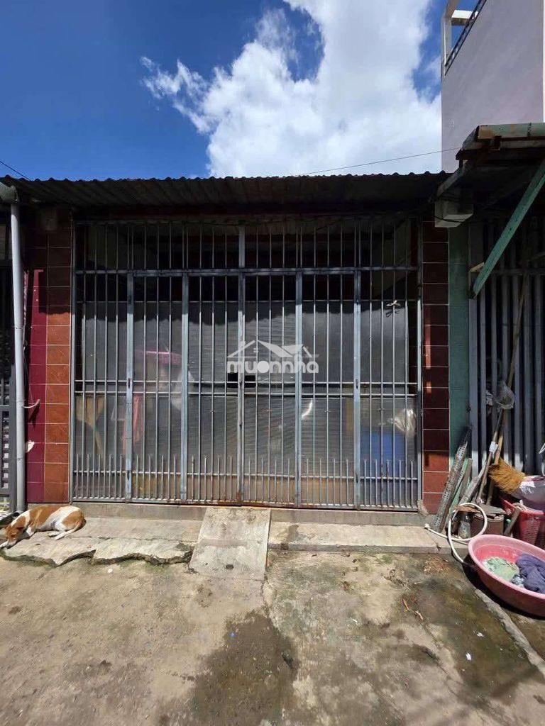 Nhà cấp 4 sổ hồng riêng gần đường hoàng cầm