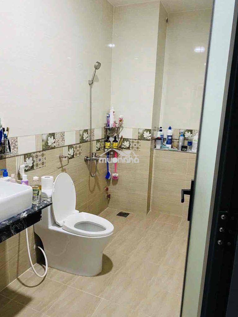 Nhà giáp gò vấp. trệt 2 lầu 4pn 5wc ( sẵn máy lạnh ) đường 8m - Ảnh 3