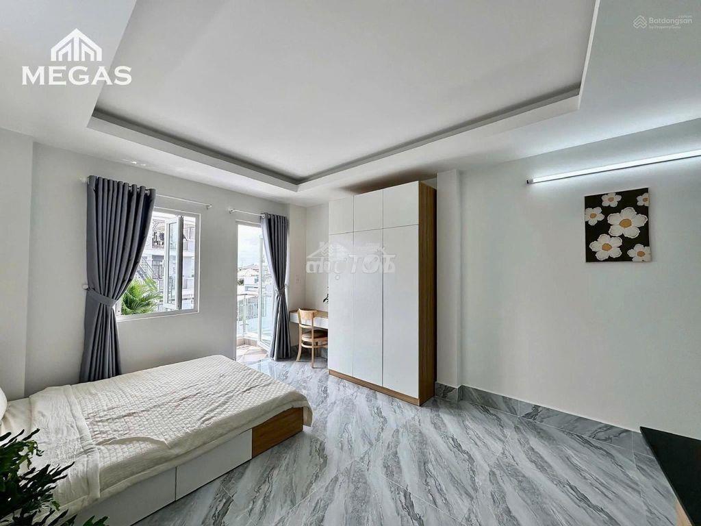 Ban công full nội thất khu phan xích long giáp quận 1 chỉ 5 phút. - 3