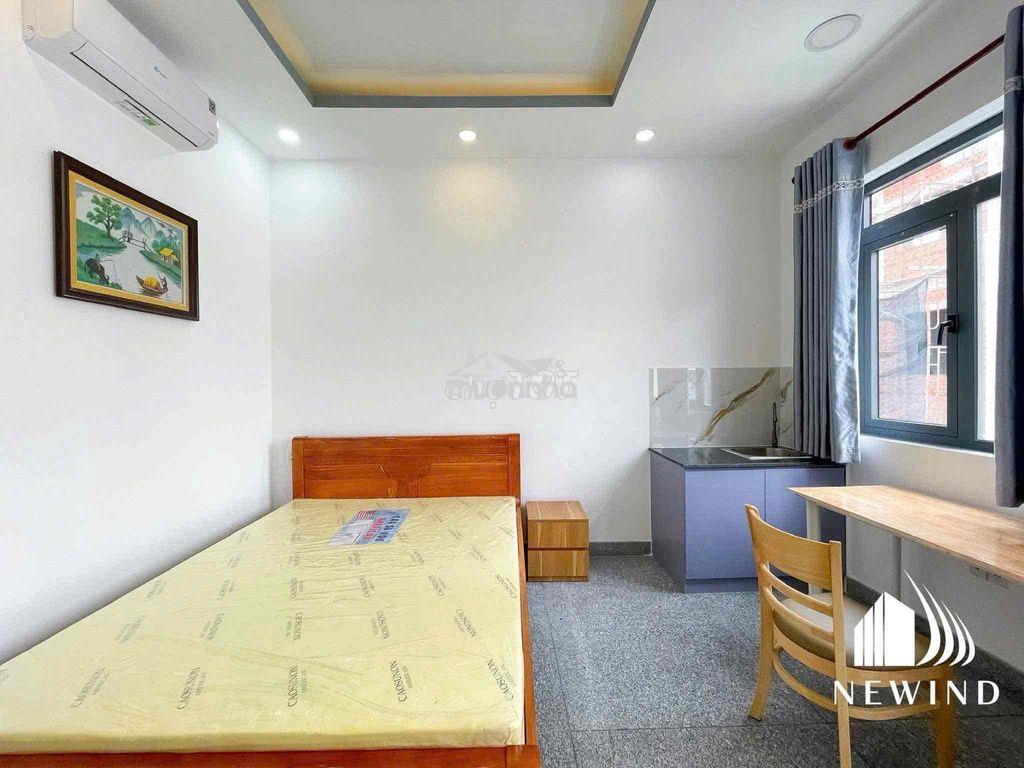 Cho thuê chdv dạng studio ban công đầy đủ nội thất ngay kcx kế đh ufm - 4