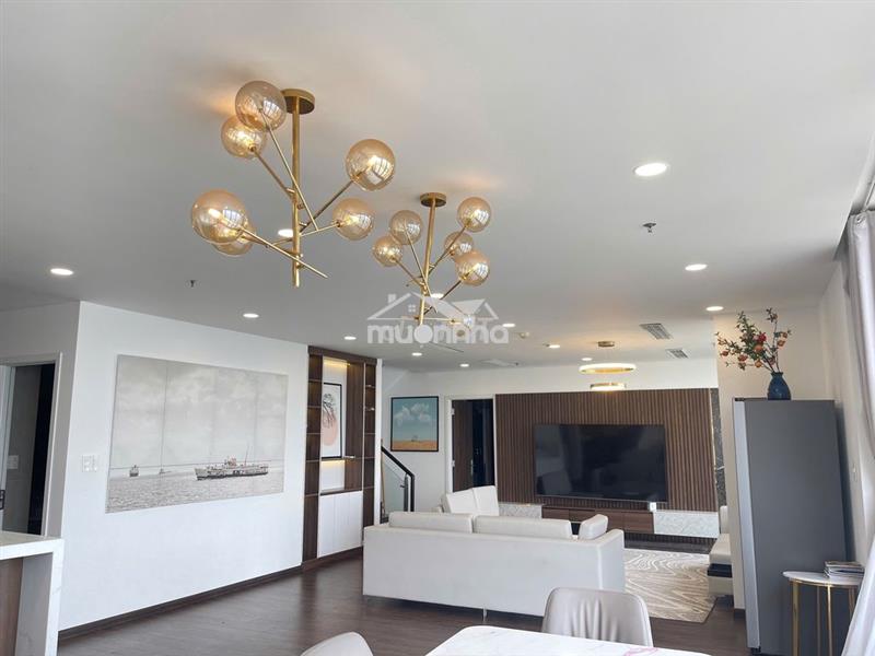Căn hộ 300m2, view trực diện biển, full nội thất cao cấp