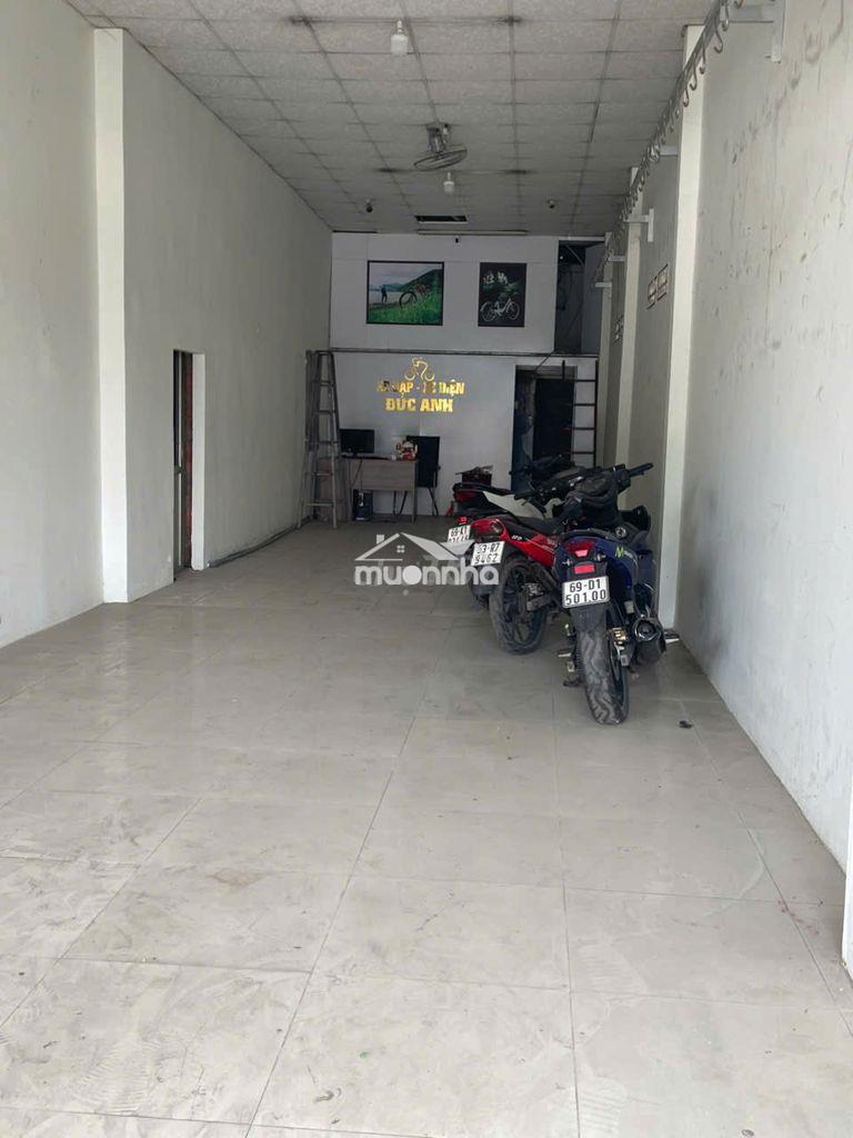 Cho thuê mb kd đẹp, 4 x 20m, giá 7tr/ tháng