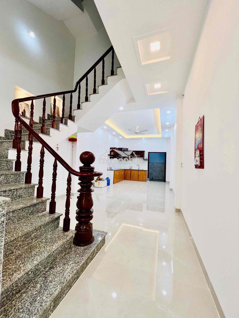 Cho thuê nhà nguyên căn mới sân rộng ôtô 1trệt 2lầu 4pn 4wc hẻm tải - 3