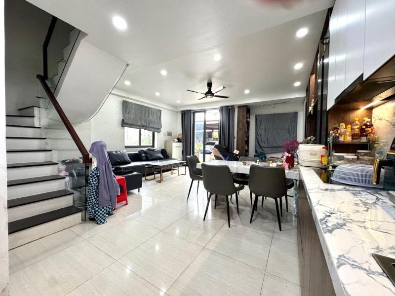 Nhà 2 tầng 70m² – 3pn – có phòng ngủ tầng trệt – giá 3.9 tỷ